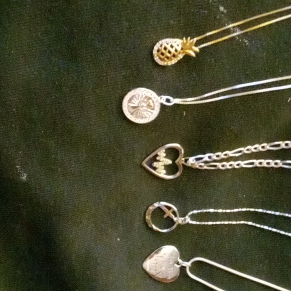 Sterling silver necklaces and 24k gold plated silver necklace with pendants - Picture 3 of 4